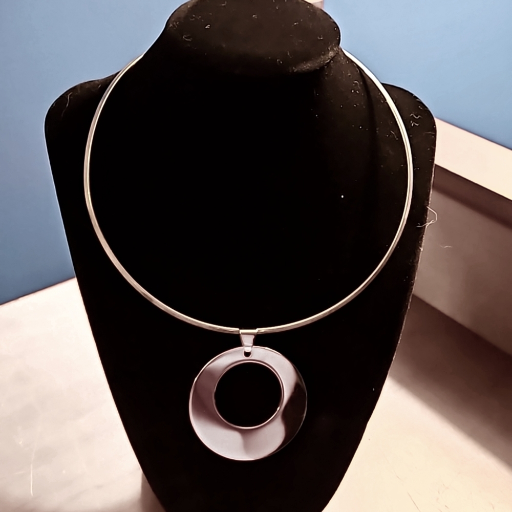 Stainless steel pendant (NECKLACE NOT INCLUDED); 2 1/2"